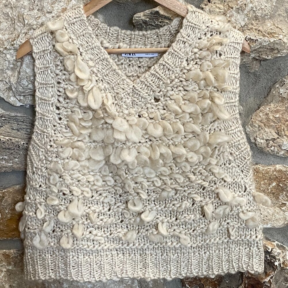 Zara Neutral Creme Textured Knit Sweater Vest Women's Small